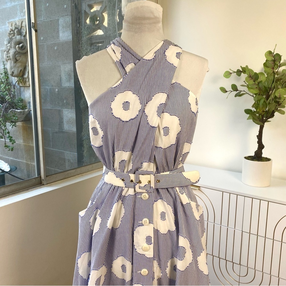 Trina Turk NWOT Floral Embroidered Mardi Dress in Cassis Cotton Blue, Size 2 - Picture 9 of 13